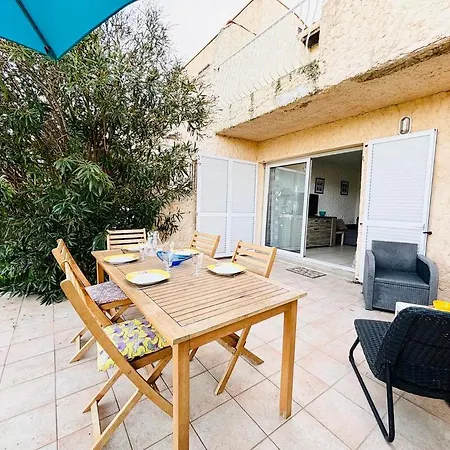 Διαμέρισμα Aria Marina 2 *