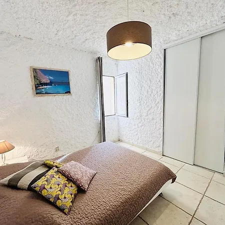 Διαμέρισμα Aria Marina 2 *