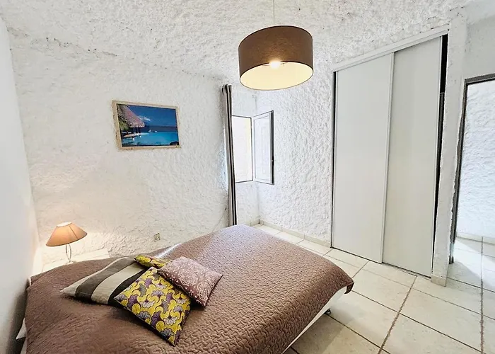 Apartment Aria Marina 2 *